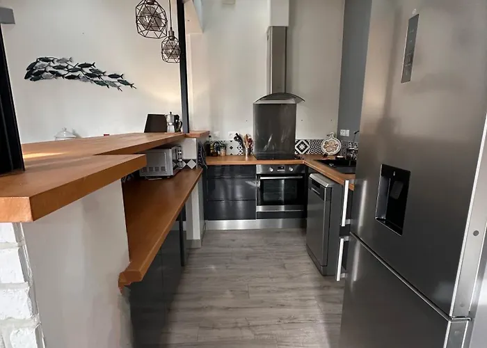 Les Toits D'albatre Daire